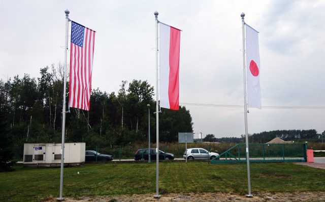 Maszty flagowe z windtrackerem Maszty flagowe Warszawa